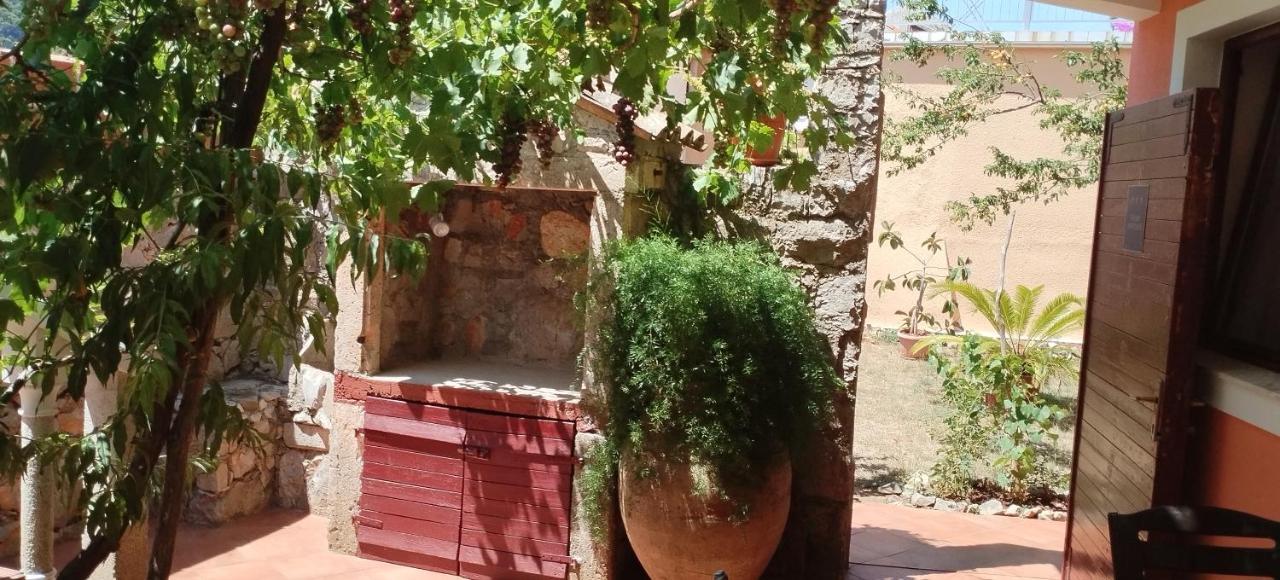 Apartments Velo Veli Losinj Ngoại thất bức ảnh